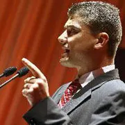 Boureanu: Preşedintele a profitat de hibele Constituţiei