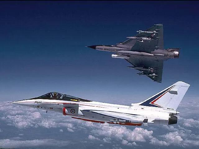 Incident militar în Marea Neagră. Rușii au interceptat avioane NATO. Moscova spune că nu dorește „o escaladare”