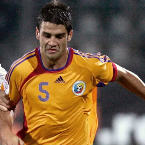 Chivu: Dacă obţinem şase puncte cu Serbia şi Austria, avem şanse de calificare la Mondial