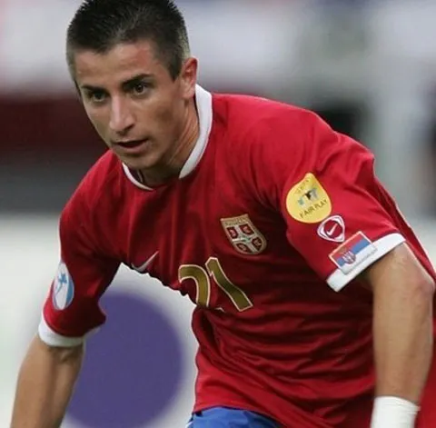 Manchester United i-a transferat pe Zoran Tosic şi Adam Ljajic, de la Partizan Belgrad  