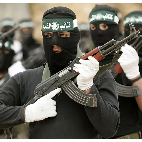 Israelul trece la tiruri de artilerie în ofensiva împotriva Hamas