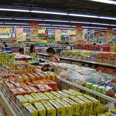 Majoritatea produselor se vor scumpi cu până la 8% până la vară, avertizează reprezentanţii patronatelor
