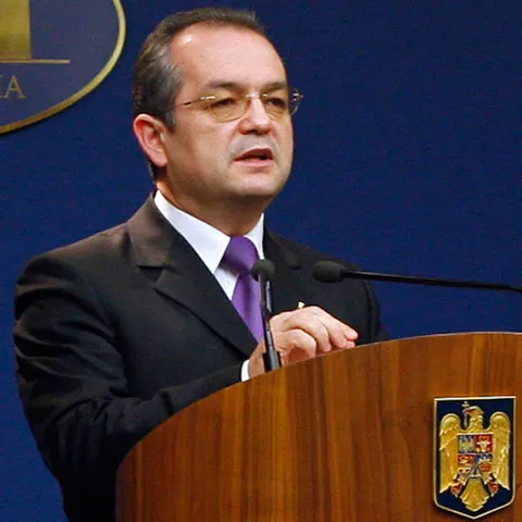 În trei săptămâni de la instalare, Guvernul Boc a luat şapte decizii controversate