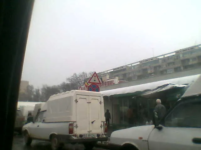 Parcarea la piaţă