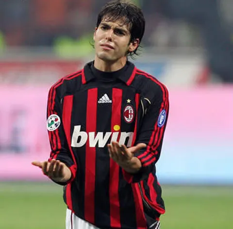 VIDEO / Manchester City insistă: transferul lui Kaka nu a căzut!