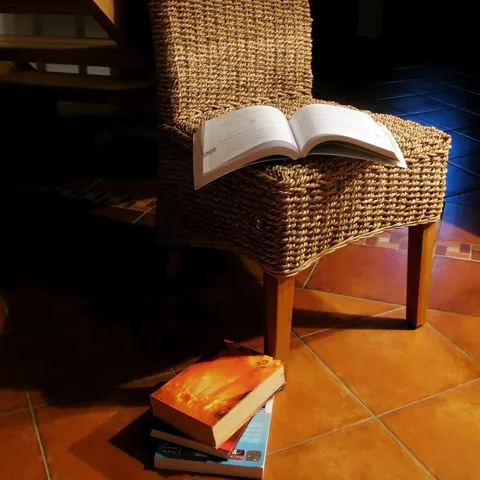 "Middlemarch", "Moby Dick" şi "Anna Karenina", primele pe lista cărţilor care trebuie citite