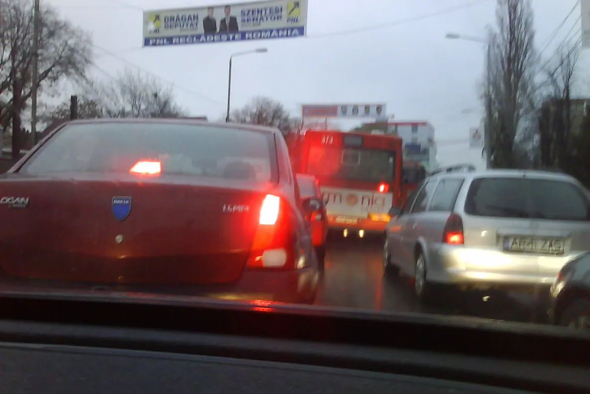 Trafic infernal - mai bine pe jos decât cu maşina