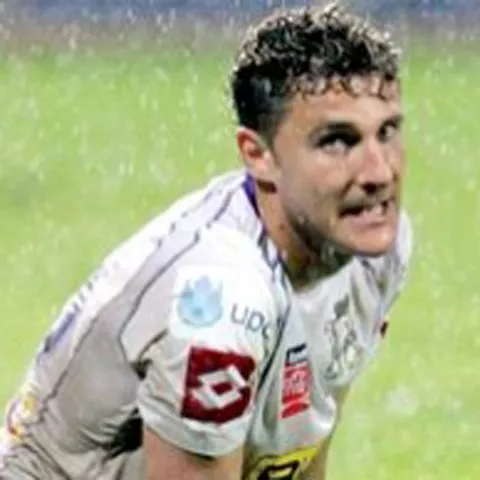 Portughezul Carlos Milhazes a fost prezentat la Vitoria Guimaraes 