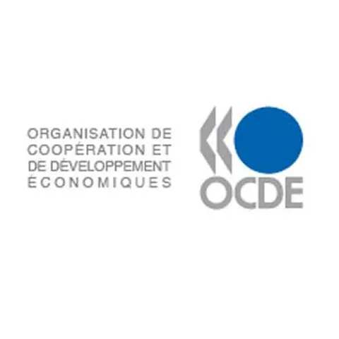 Şomajul se extinde rapid şi afectează piaţa mondială a muncii