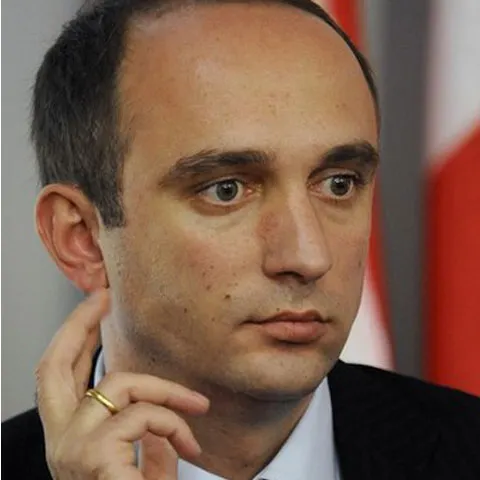 Premierul în vârstă de 35 de ani al Georgiei demisionează din motive de sănătate