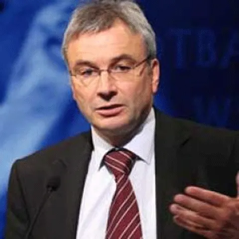 UEFA îşi propune să diminueze diferenţa între cele mai bogate cluburi din Europa şi restul echipelor 