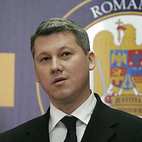 Predoiu: Furtul armelor este un semnal că instituţiile statului trebuie să îşi facă treaba