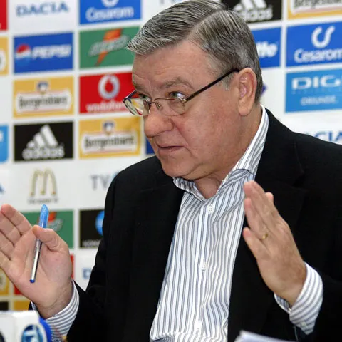Mircea Sandu vrea două serii la Liga a II-a cu sisteme play-off şi play-out din sezonul 2010-2011 