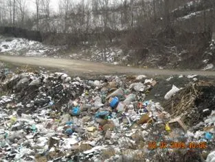 Groapă de gunoi din Oneşti