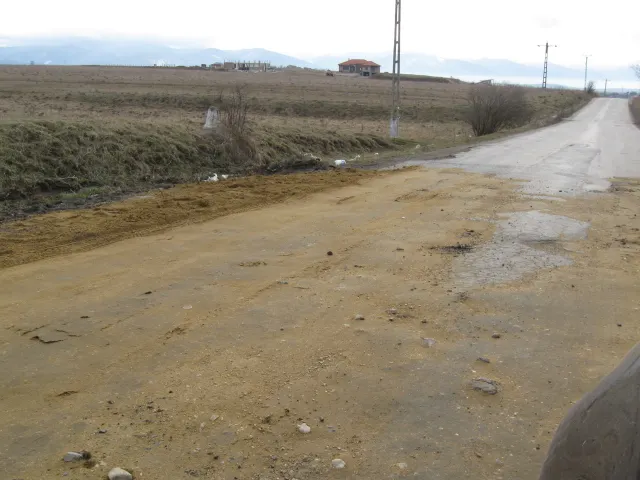 Drumul dintre Sercaia şi Hoghiz, judeţul Braşov