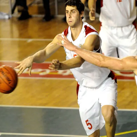 Sportivii dinamovişti au jucat două luni fără să fie plătiţi
