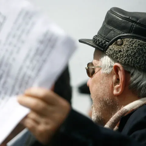 Un băimărean trebuie să restituie aproape 6.000 de lei după ce i s-a calculat greşit pensia