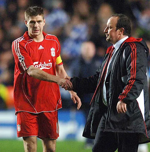 Steven Gerrard s-a accidentat şi va fi indisponibil trei săptămâni
