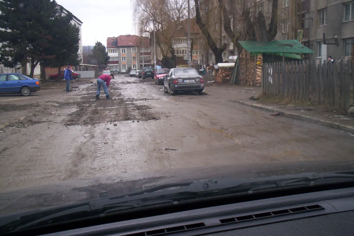 Asfaltarea, Câmpulung Moldovenesc, județul Suceava