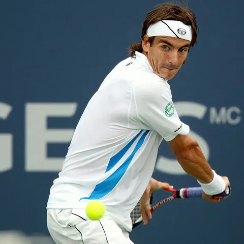 Tenis - Tommy Robredo a câştigat turneul Brazilian Open şi la simplu, şi la dublu