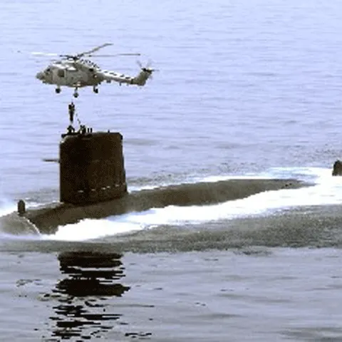 Coliziune între două submarine nucleare, unul francez şi unul britanic