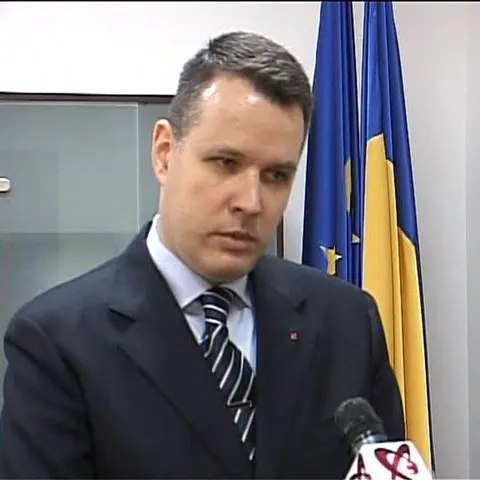 Medicii de familie ameninţă cu proteste