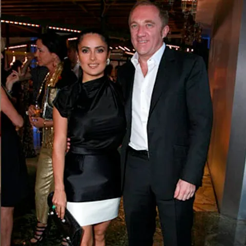 Salma Hayek s-a căsătorit de Sf. Valentin