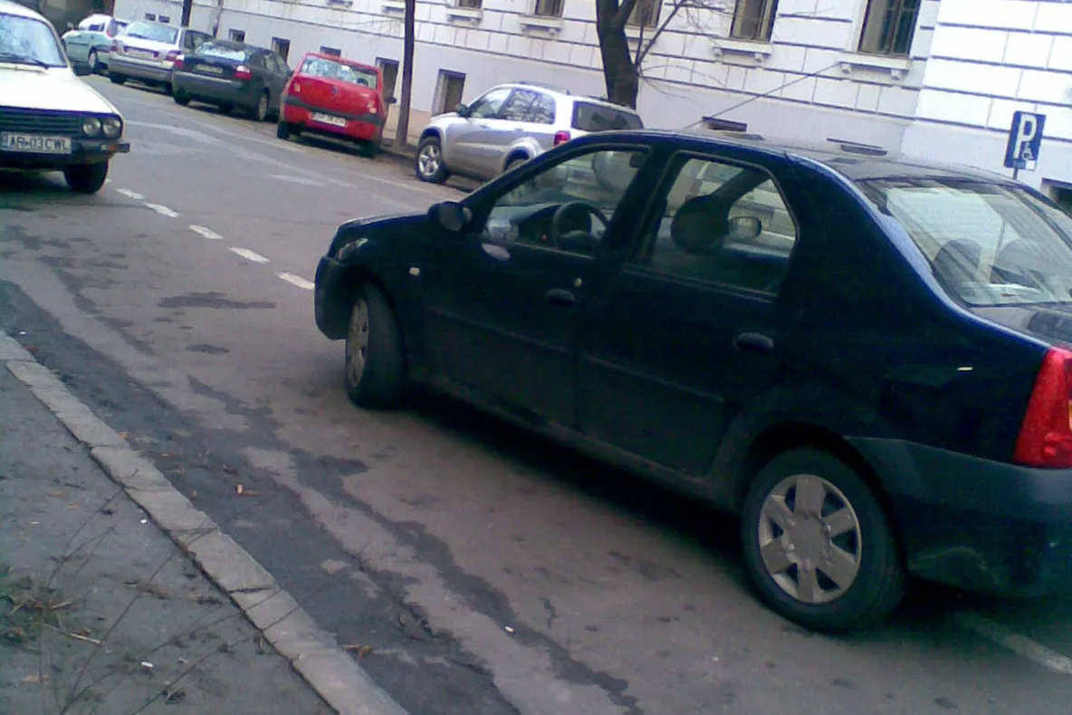 Parcare dificilă pentru un şofer din Arad