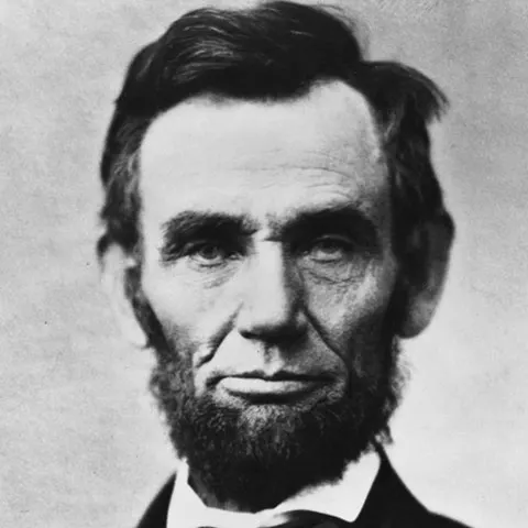 Lincoln rămâne cel mai bun preşedinte american, George W. Bush este doar pe locul 36 din 42