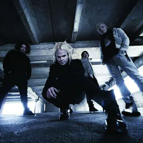 The Rasmus sunt în dilemă: emo sau death pop? 