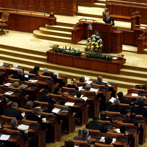 Un singur amendament al PNL a fost acceptat prin vot în Parlament