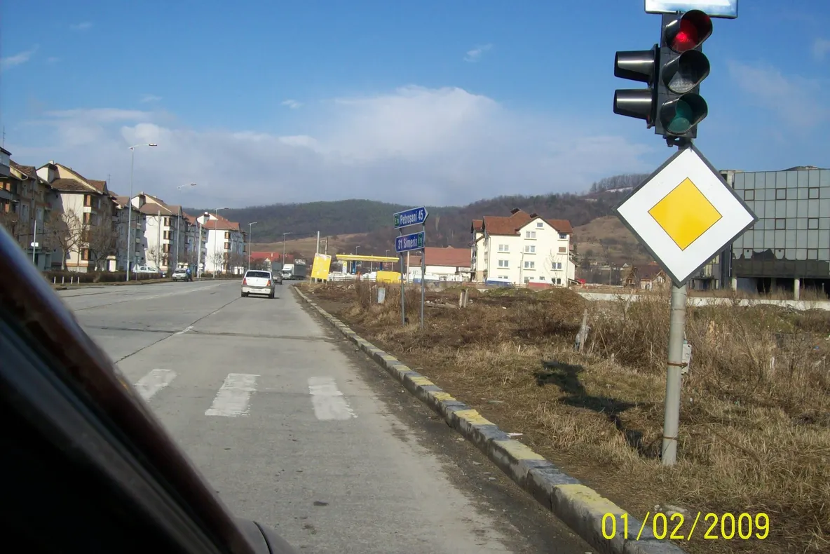 Stâlpul din mijlocul şoselei, localitatea Vad din Hunedoara