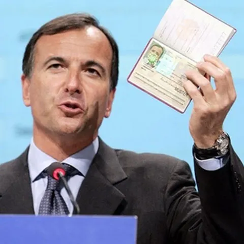 Roma cere Bucureştiului să garanteze că în Italia nu vor mai ajunge infractori români