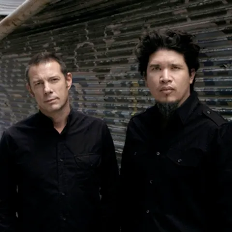 Trupa americană de acid jazz, Thievery Corporation, vine la B'estfest