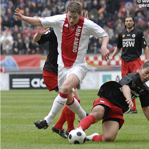 Ajax a învins FC Utrecht, scor 0-2, în etapa a 25-a din Olanda