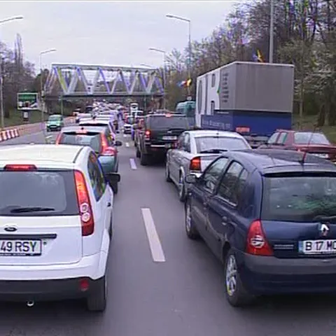 Circulaţia este blocată pe DN 1 din cauza unui accident