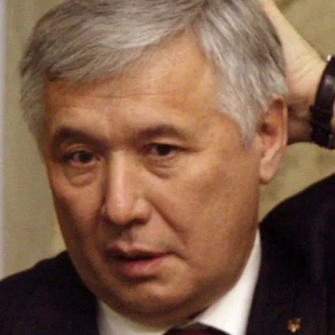 NewsIn: Diplomaţii din Ucraina nu au fost expulzaţi, ei şi-au încheiat mandatul