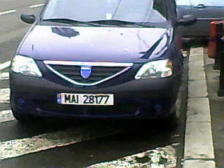 Maşină MAI parcată în zona indicatorului Oprirea interzisă, pe Calea Victoriei