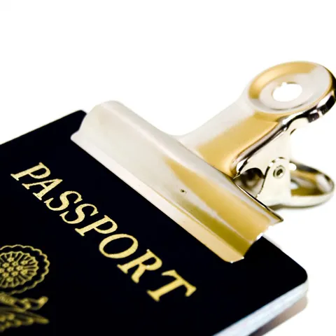 Un nou protest împotriva paşapoartelor biometrice, în Hunedoara