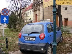 Parcări neregulamentare la Oradea