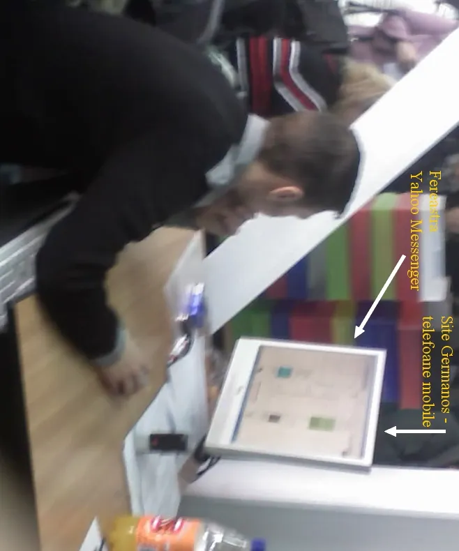 În loc să îşi facă meseria, un angajat ITM vorbeşte pe messenger şi navighează pe internet