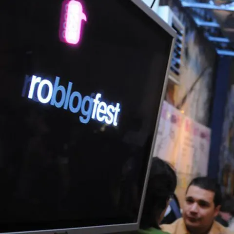 RoBlogFest 2009 s-a încheiat cu huiduieli şi ostilitate pe bloguri