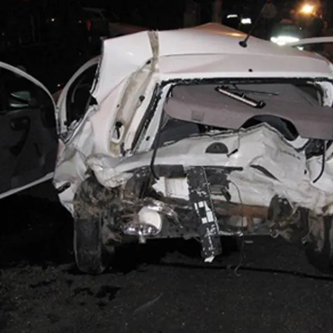 Doi oameni au fost răniţi, în urma unui accident de circulaţie în Capitală
