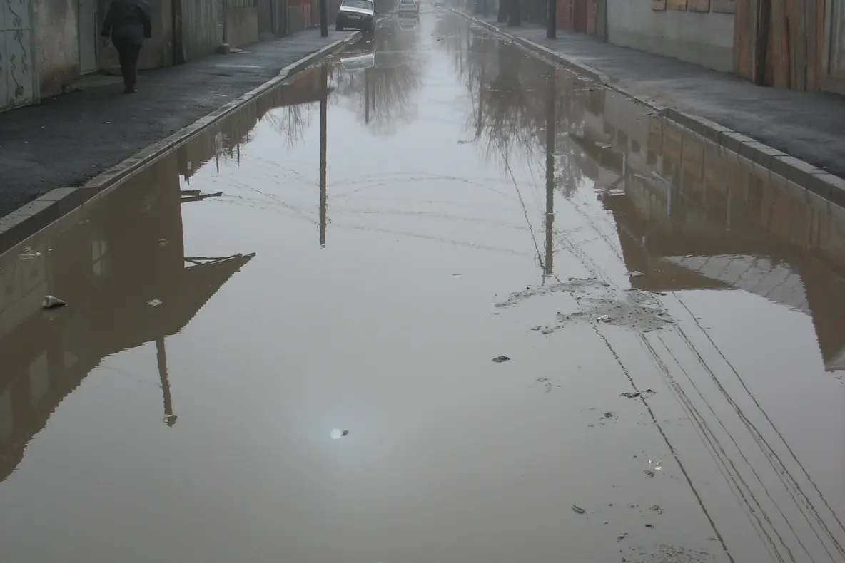 Străzile sectorului 5, gropi cu nemiluita