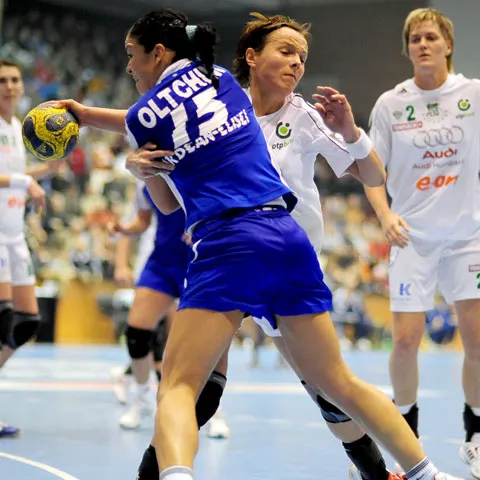Handbal - Oltchim Râmnicu Vâlcea merge, în premieră, în semifinalele Ligii Campionilor