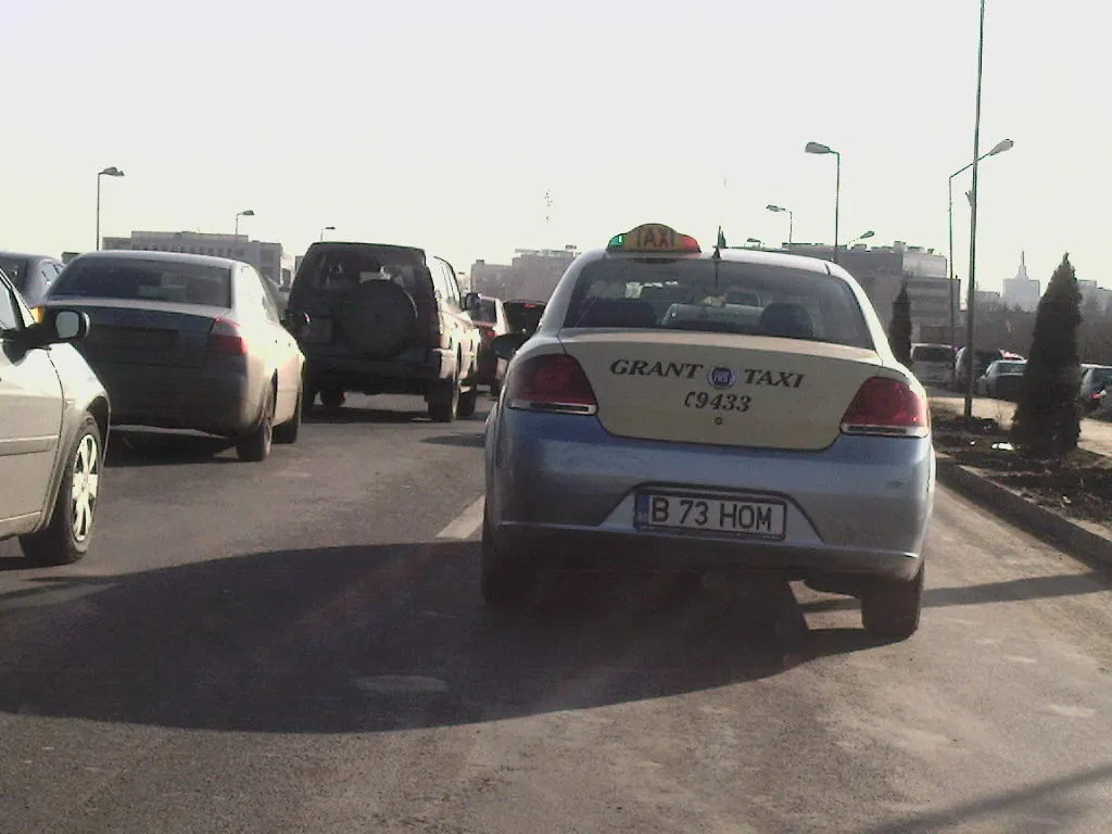 Trafic aglomerat la ieşirea din Bucureşti