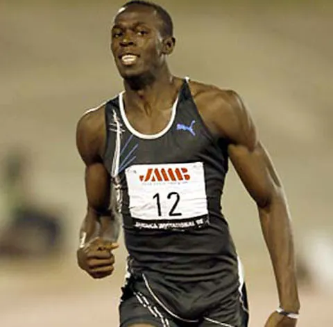 "Fulgerul" Bolt, pe străzile din Manchester
