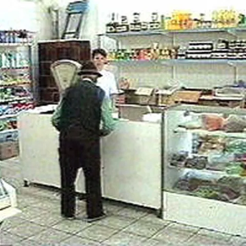 Soluţii de criză în Slovenia: magazine ieftine deschise pentru cei cu venituri mici