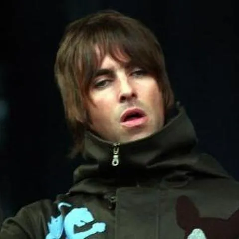 Solistul de la Oasis, Liam Gallagher, se lansează în modă