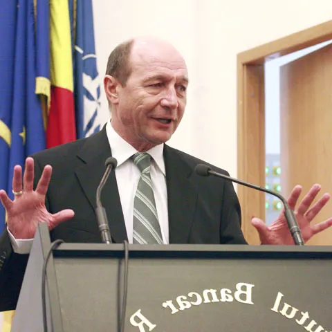 Traian Băsescu: BEI va finanţa proiectul autostrăzii Bucureşti-Ploieşti